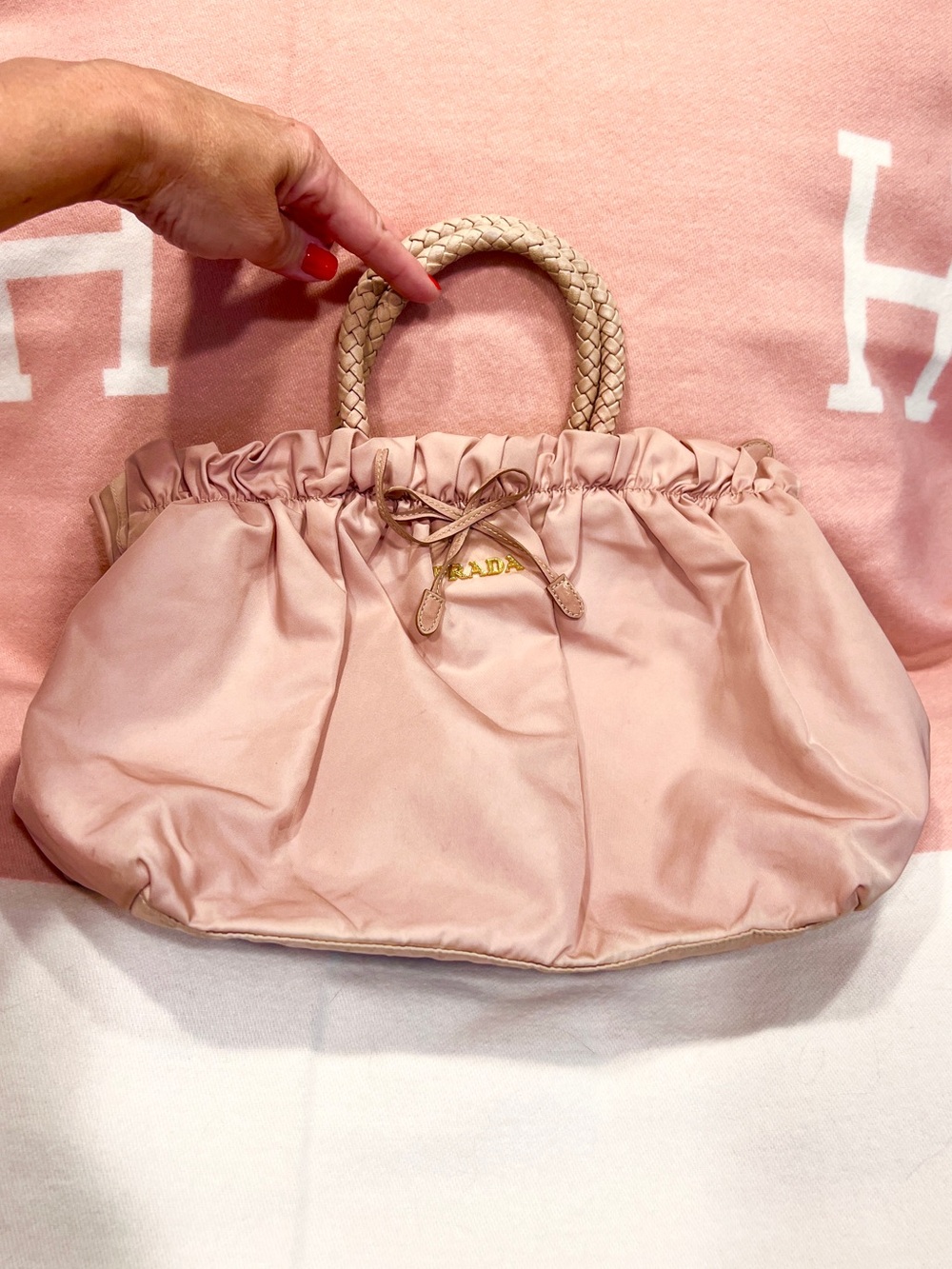 Prada⭐️Pocono nylon Blush Pink Satchel with Gold Logo.⭐️Offers welcome - Picture 3 of 11